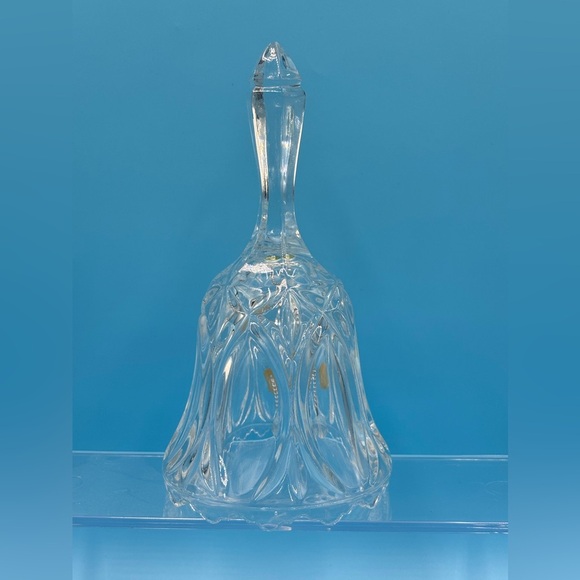 Six Large Vintage Crystal Bells. Wedding Bells. Dinner Bells. Wedding Showe… - Picture 4 of 10